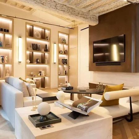 Couette-café Rivoli 3*
