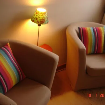 Chambres d'Hôtes La Villa des Hortensias Alojamento de Acomodação e Pequeno-almoço Paris