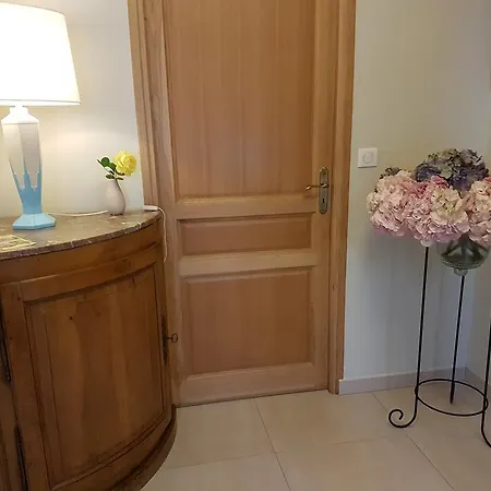 Alojamento de Acomodação e Pequeno-almoço Chambres d'Hôtes La Villa des Hortensias 3*